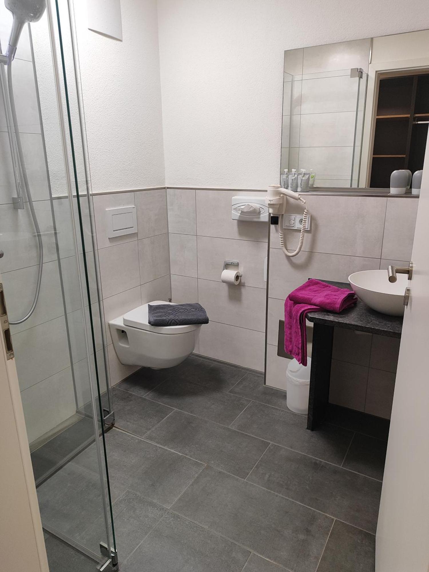Hotel Gaestehaus Stock Zimmer Baeumle Friedrichshafen Dış mekan fotoğraf