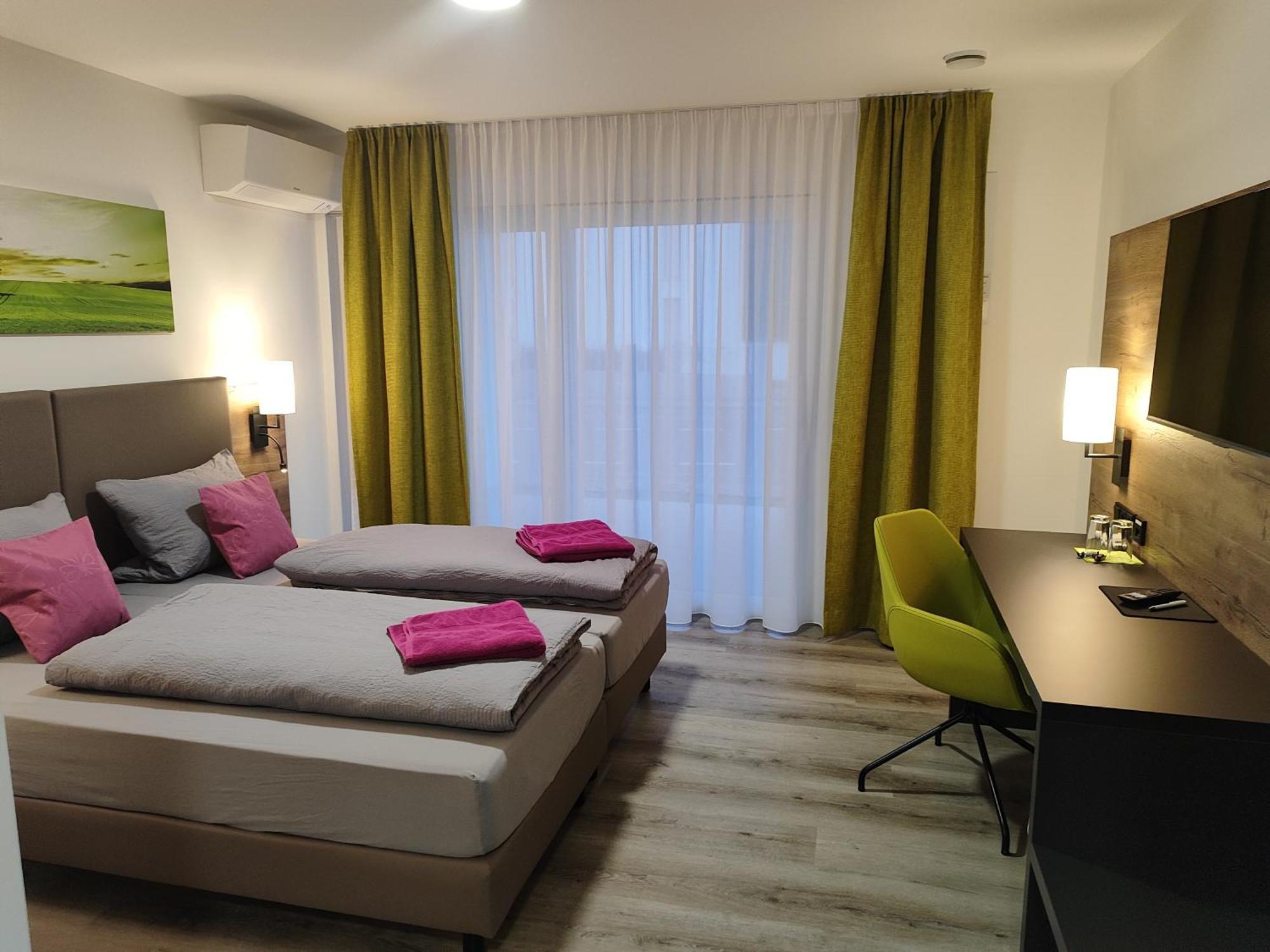 Hotel Gaestehaus Stock Zimmer Baeumle Friedrichshafen Dış mekan fotoğraf